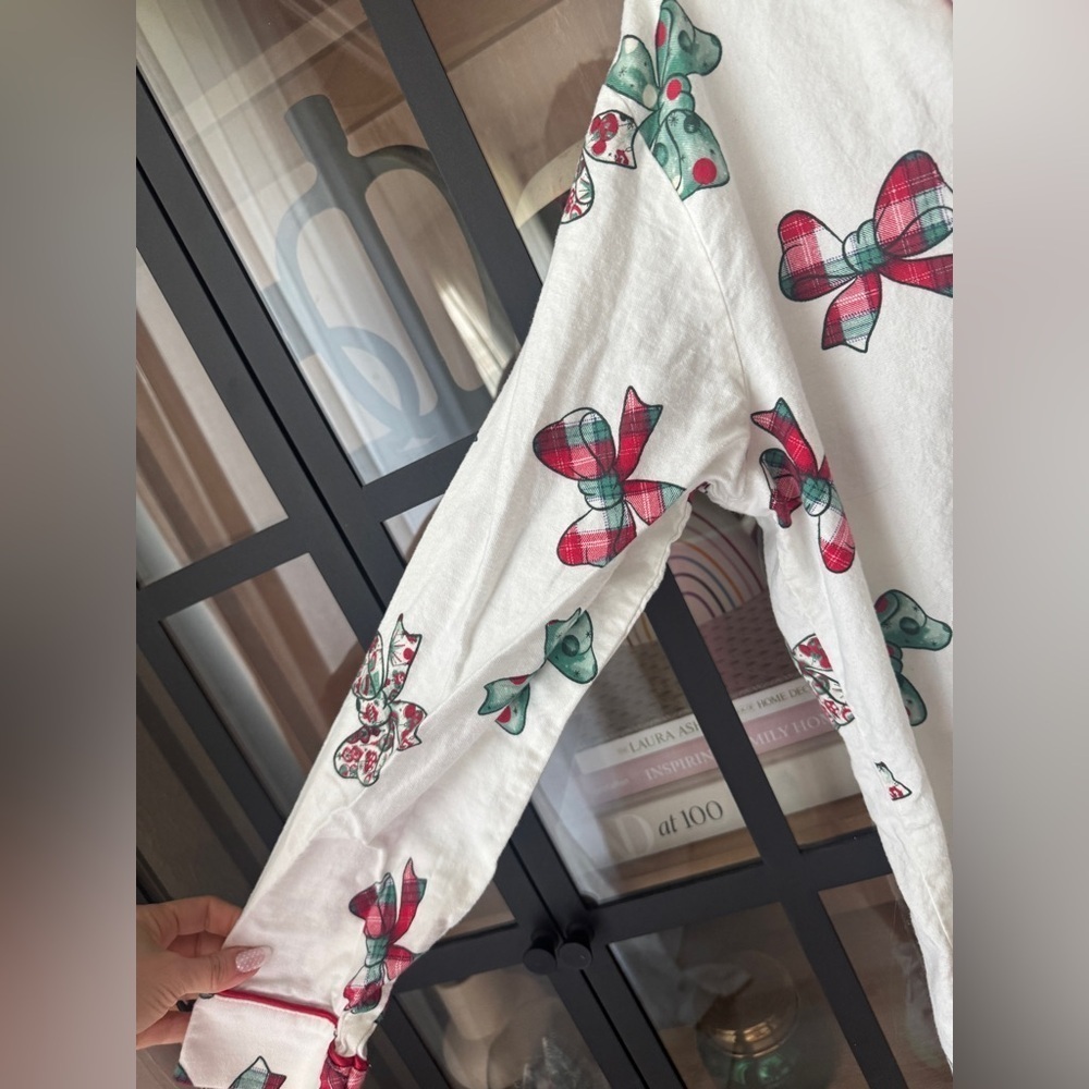 Disney Parks Pajamas shirt Christmas Holiday Retro Mickey Bows long holidays - Picture 4 of 8
